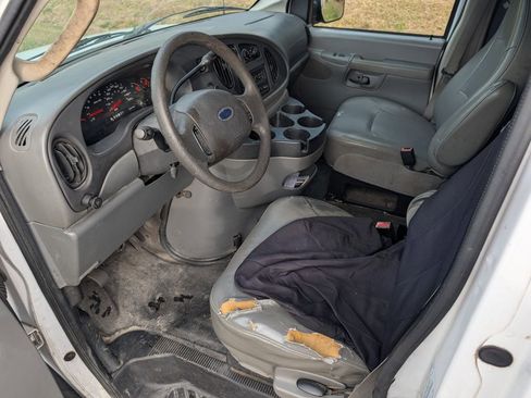 Used 2008 Ford E-150 and Econoline 150 image 14