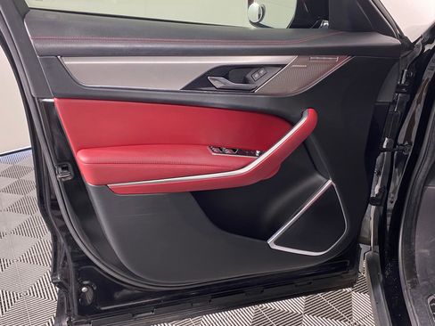 Used 2021 Jaguar F-PACE R-Dynamic S image 22