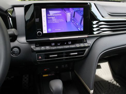 New 2026 Toyota Camry SE FWD image 35