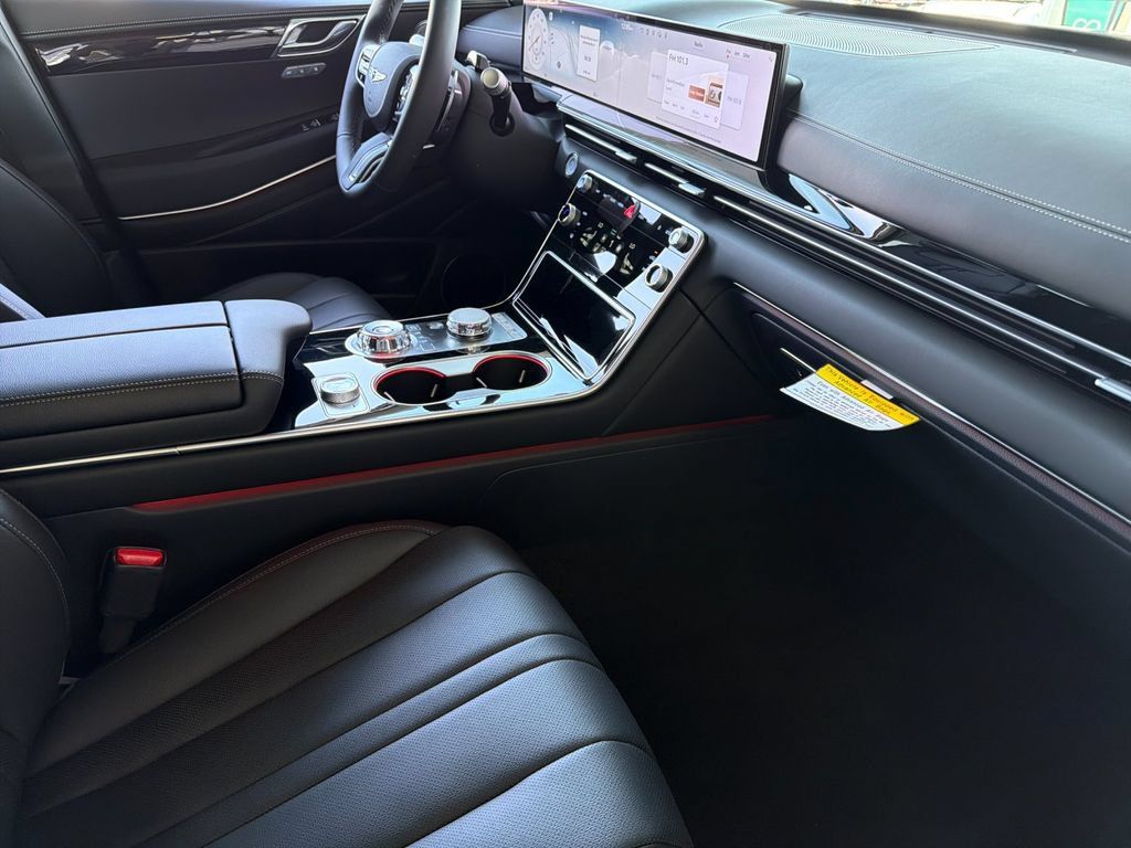 New 2026 Genesis GV80 2.5T AWD/4WD image 16