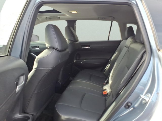 Used 2023 Toyota Corolla Cross XLE w/ Convenience Package AWD/4WD image 10