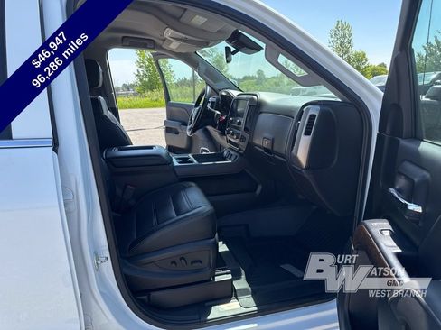 Used 2019 GMC Sierra 2500 Denali w/ Duramax Plus Package AWD/4WD image 39