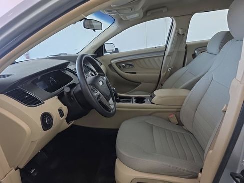 Used 2018 Ford Taurus SE FWD image 10