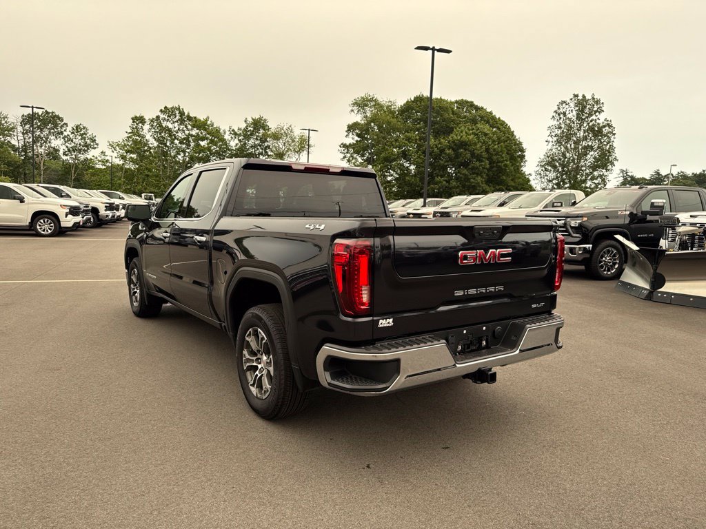 Used 2026 GMC Sierra 1500 SLT AWD/4WD image 6