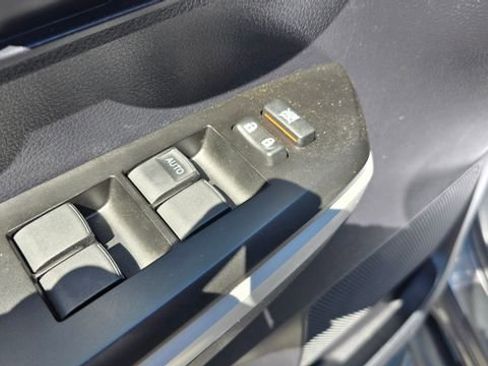 Used 2020 Toyota Tundra SR5 image 17