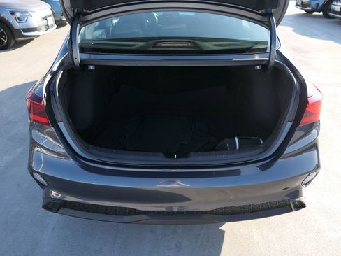 Used 2023 Kia Forte LXS image 29