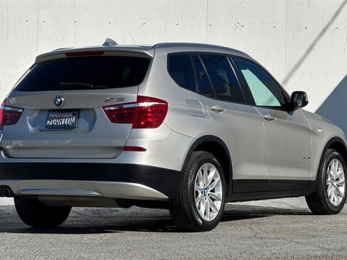 Used 2013 BMW X3 xDrive28i image 4