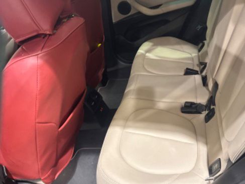 Used 2018 BMW X2 sDrive28i image 10