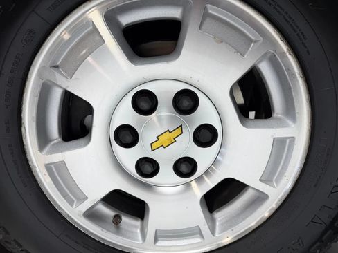 Used 2010 Chevrolet Tahoe LS AWD/4WD image 10