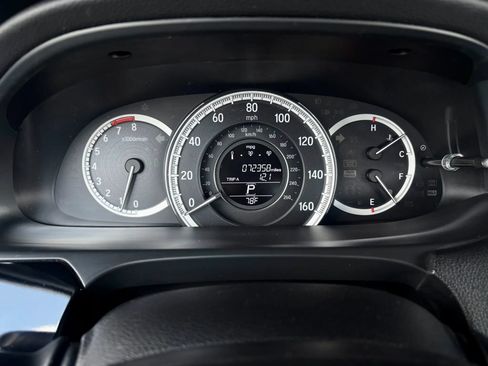 Used 2017 Honda Accord LX image 29