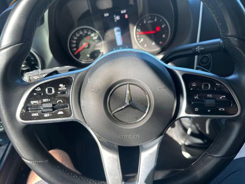 Used 2022 Mercedes-Benz Sprinter 2500 image 13