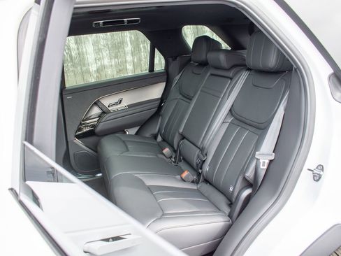 New 2026 Land Rover Range Rover Sport SE image 23