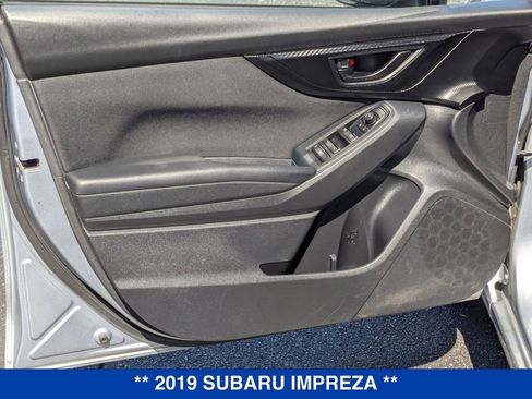 Used 2019 Subaru Impreza 2.0i image 11