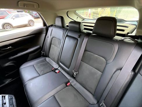 Certified 2023 Nissan Ariya AWD image 17