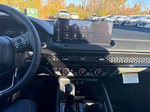 New 2025 Honda Accord EX-L image 16