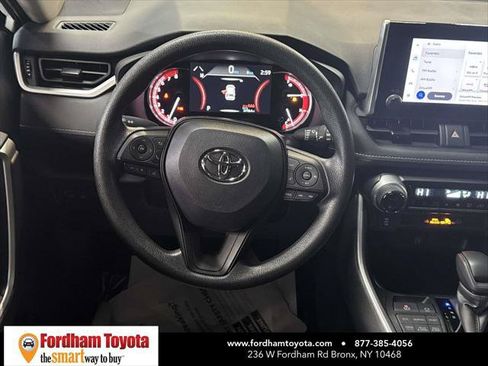 Certified 2025 Toyota RAV4 XLE AWD/4WD image 14