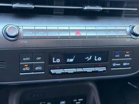 Used 2025 Hyundai Kona SEL FWD image 19