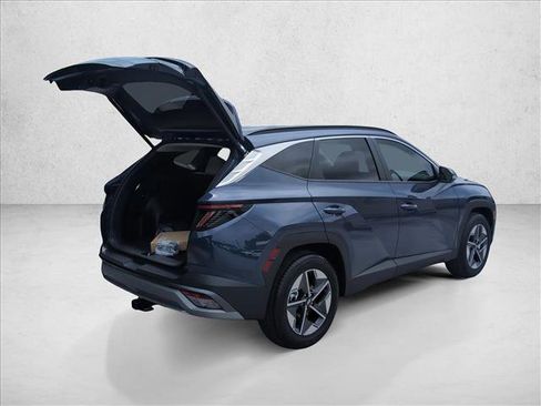 New 2026 Hyundai Tucson SEL FWD image 2