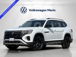 Used 2025 Volkswagen Atlas Peak Edition SE video 1