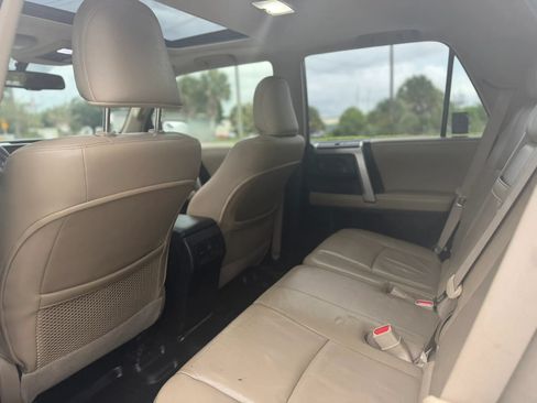 Used 2013 Toyota 4Runner Limited AWD/4WD image 18
