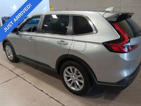 Used 2023 Honda CR-V EX image 4