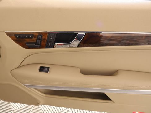 Used 2012 Mercedes-Benz E 350 Coupe image 17