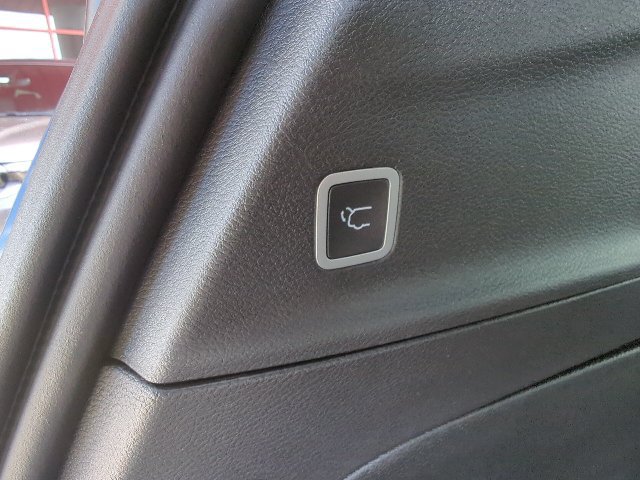 New 2026 Chrysler Pacifica Select FWD image 33
