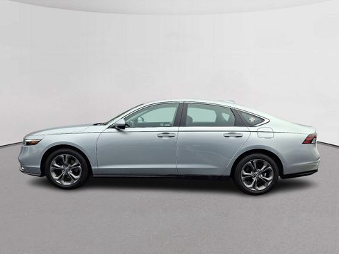 Used 2024 Honda Accord EX image 6