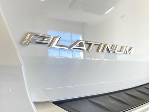 Certified 2023 Ford Explorer Platinum w/ Technology Package AWD/4WD image 7