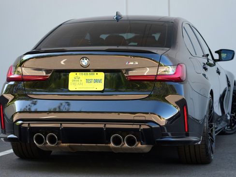 Used 2022 BMW M3 RWD image 5