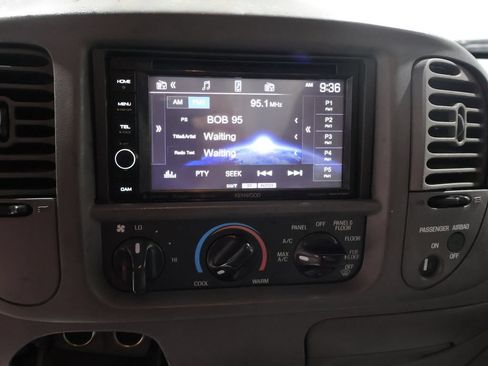 Used 1999 Ford F150 XLT RWD image 24