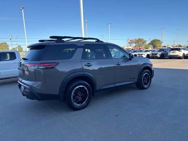 Used 2023 Nissan Pathfinder Rock Creek AWD/4WD image 3