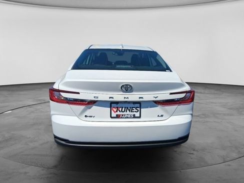 Used 2025 Toyota Camry LE FWD image 6