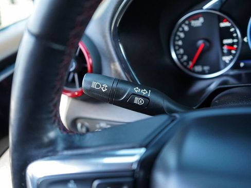 Used 2022 Chevrolet Blazer RS FWD image 35