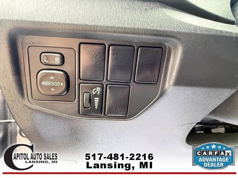 Used 2014 Toyota Prius Two FWD image 15