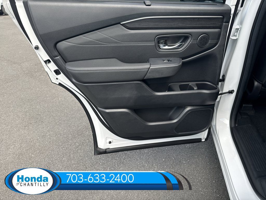 New 2026 Honda Pilot Touring image 29