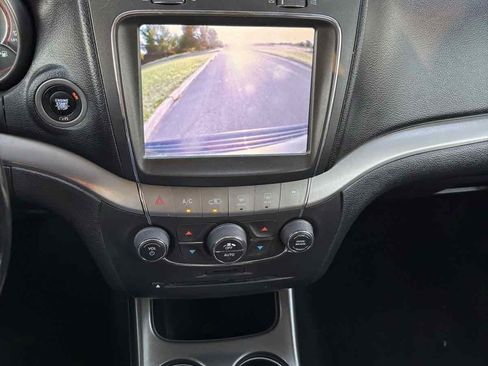 Used 2020 Dodge Journey Crossroad image 21
