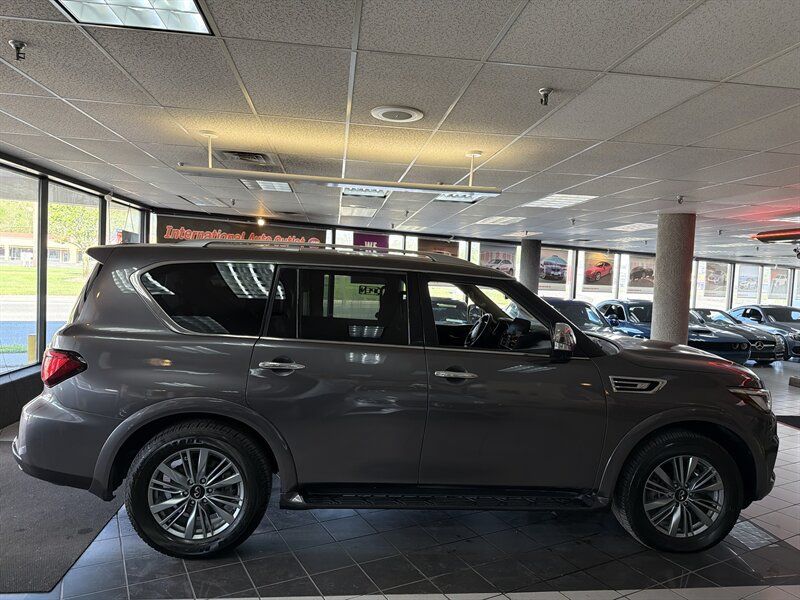 Used 2024 INFINITI QX80 Luxe AWD/4WD image 5