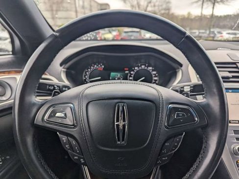 Used 2019 Lincoln MKZ Reserve image 30