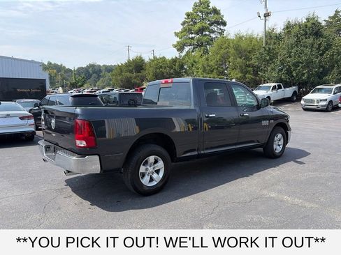Used 2017 RAM 1500 Classic SLT RWD image 6