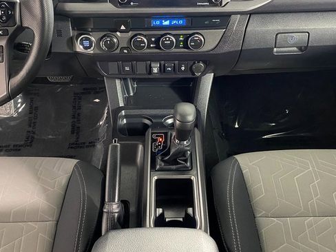 Certified 2022 Toyota Tacoma 4x4 Double Cab image 16