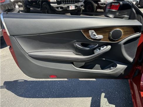 Used 2018 Mercedes-Benz C 300 Coupe image 15