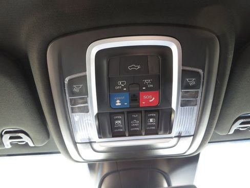 Used 2023 RAM 3500 Limited image 29