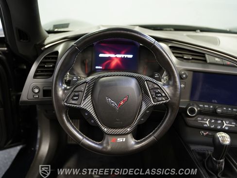 Used 2015 Chevrolet Corvette Stingray Coupe RWD image 40