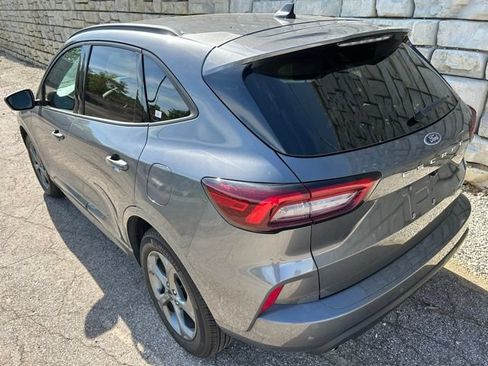 Used 2023 Ford Escape ST-Line w/ Tech Pack #1 AWD/4WD image 4