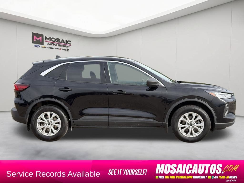Certified 2024 Ford Escape Active w/ Tech Pack #1 AWD/4WD image 8