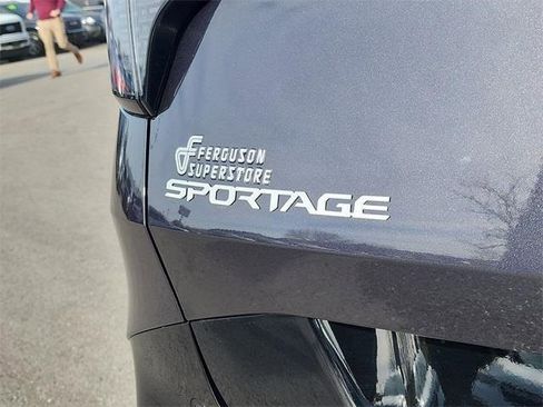 New 2026 Kia Sportage SX image 5