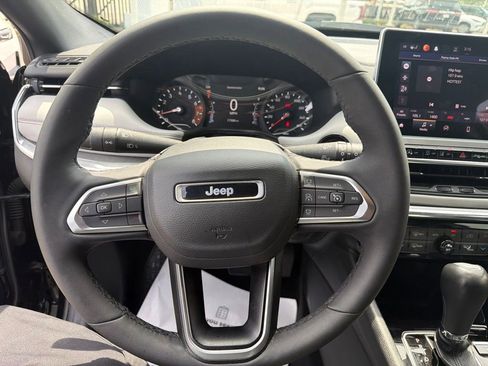 Used 2024 Jeep Compass Limited AWD/4WD image 30