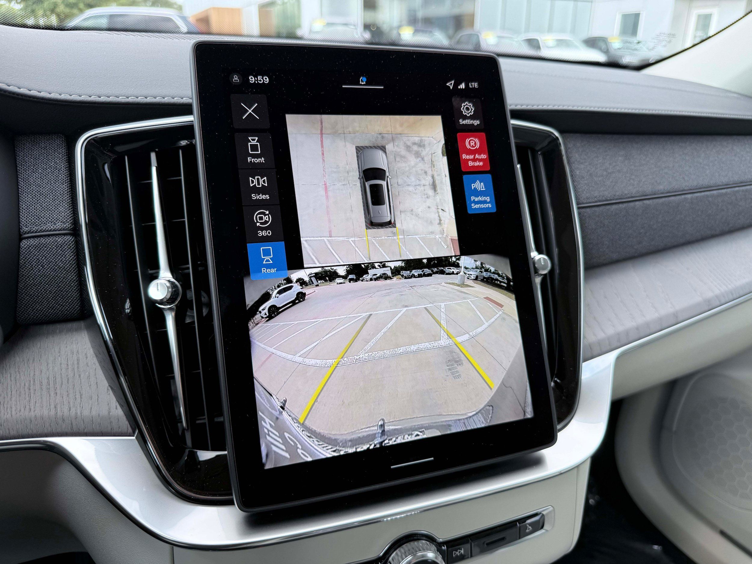 New 2026 Volvo XC90 B6 Ultra w/ Protection Package Premier AWD/4WD image 25
