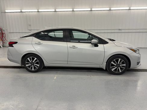 Used 2025 Nissan Versa SV w/ Trunk Package FWD image 8